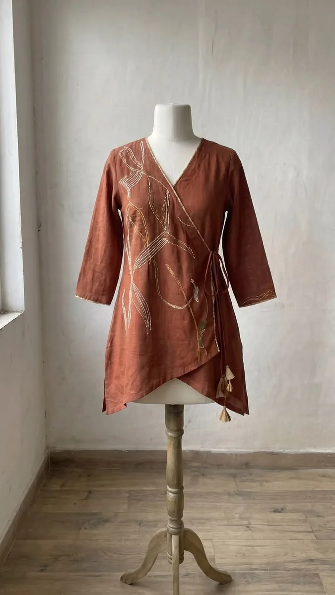 angrakha kurti photo before AI catalogue generation